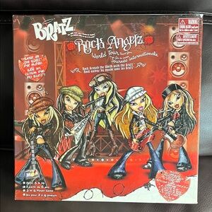 BRATZ ROCK ANGELZ WORLD TOUR BOARD GAME MGA ENTERTAINMENT 2-4 PLAYERS 6 & UP